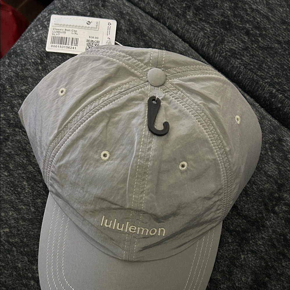 lululemon athletica Light Gray Cap - Picture 1 of 5